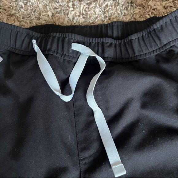 FIGS Men’s Tansen Jogger Scrub Pants - Picture 3 of 9